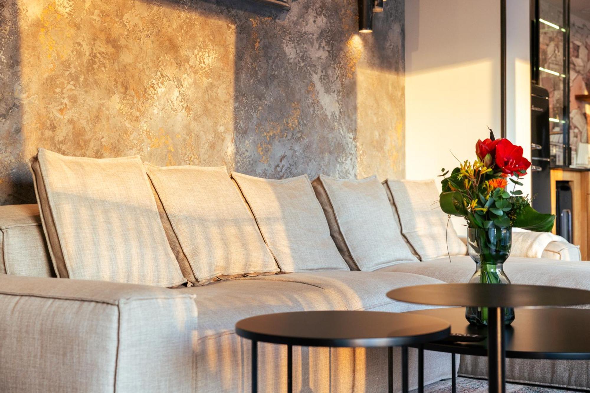 Nomadic Urban Premium Suites Krakau Exterior foto