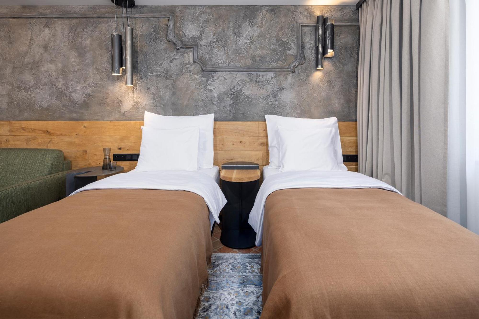 Nomadic Urban Premium Suites Krakau Exterior foto